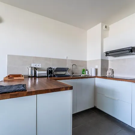 Immeuble Standing Avec Vue Etang Et Parking * Mauguio